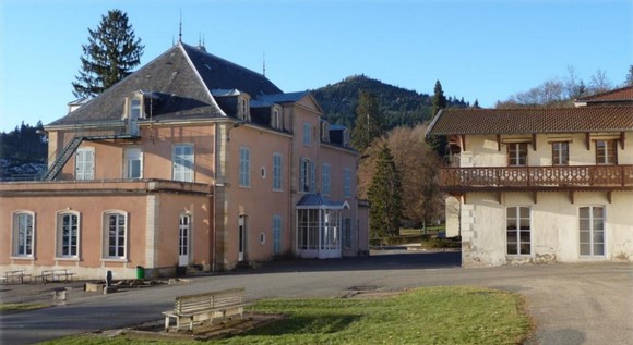 Internat et sa cour intérieure